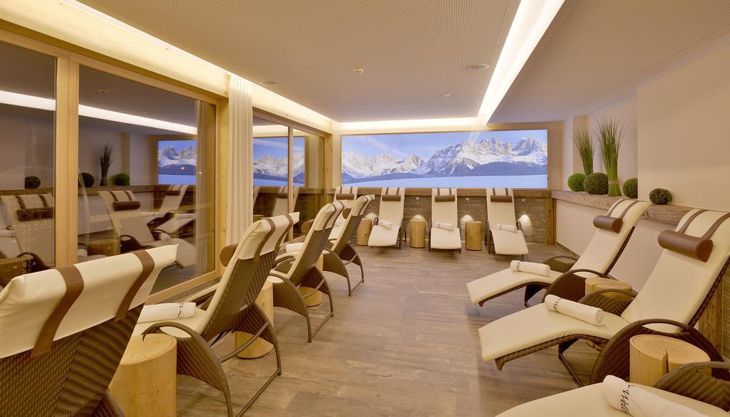 Familienhotel Christoph エルマウ エクステリア 写真
