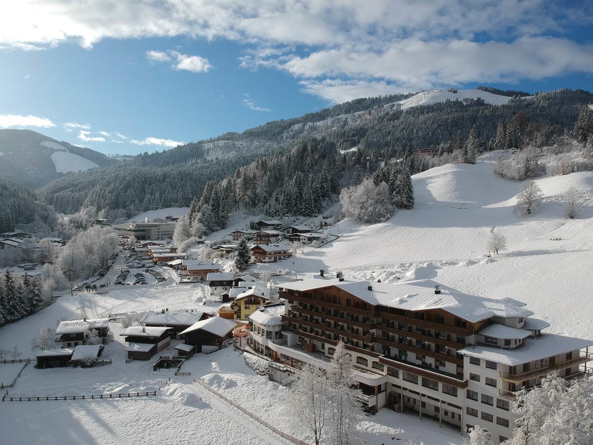Familienhotel Christoph エルマウ エクステリア 写真